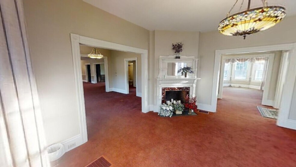 More Photos Of 763 Massachusetts Ave, Lunenburg General Retail For Sale