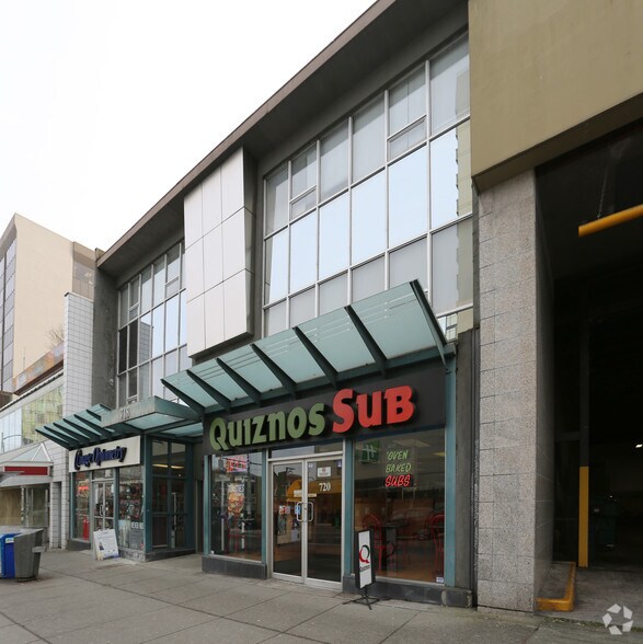 More Photos Of 718-720 W Broadway, Vancouver Medical For Lease
