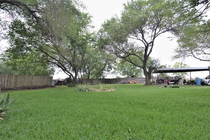 More Photos Of 1438 S Main St, Mansfield Land For Sale