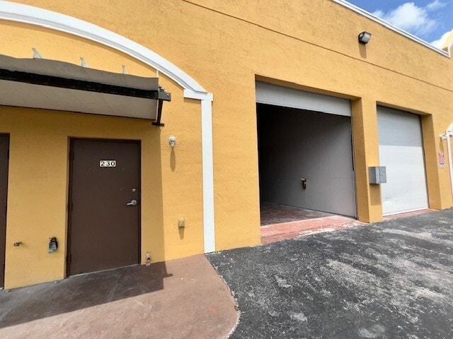 More Photos Of 238 NW 9 #2 ave, Homestead Light Manufacturing For Lease