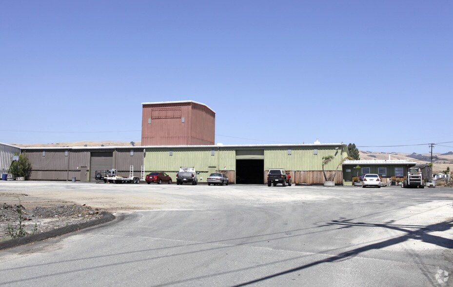 Primary Photo Of 1147 Atlantic St, Union City Warehouse For Lease