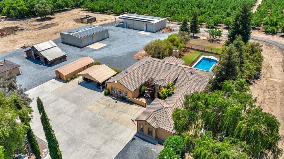 More Photos Of 13715 E Nebraska Ave, Kingsburg Land For Sale