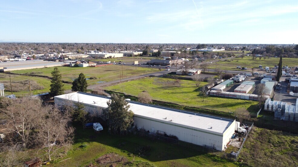 More Photos Of 6845 34th St, North Highlands Manufacturing For Lease