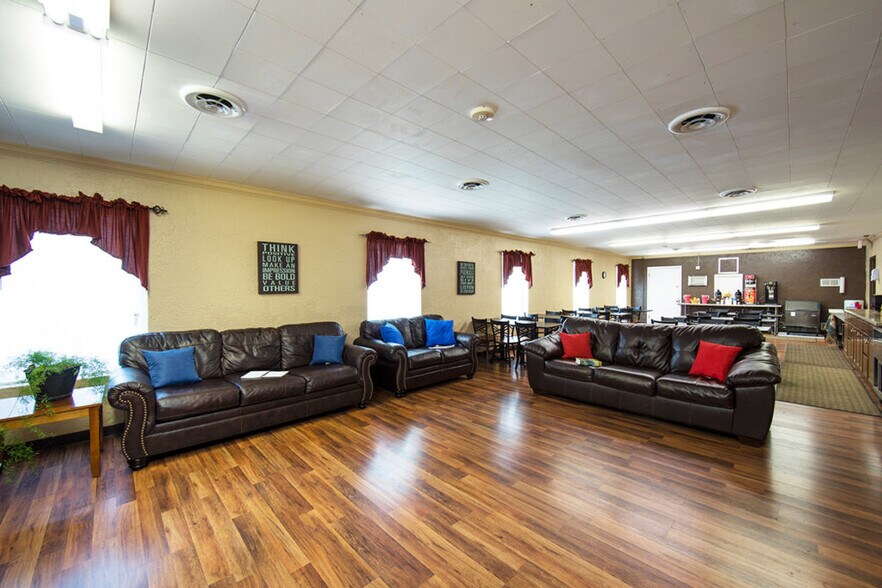 More Photos Of 4747 Old Dublin Rd, Mayfield Medical For Sale
