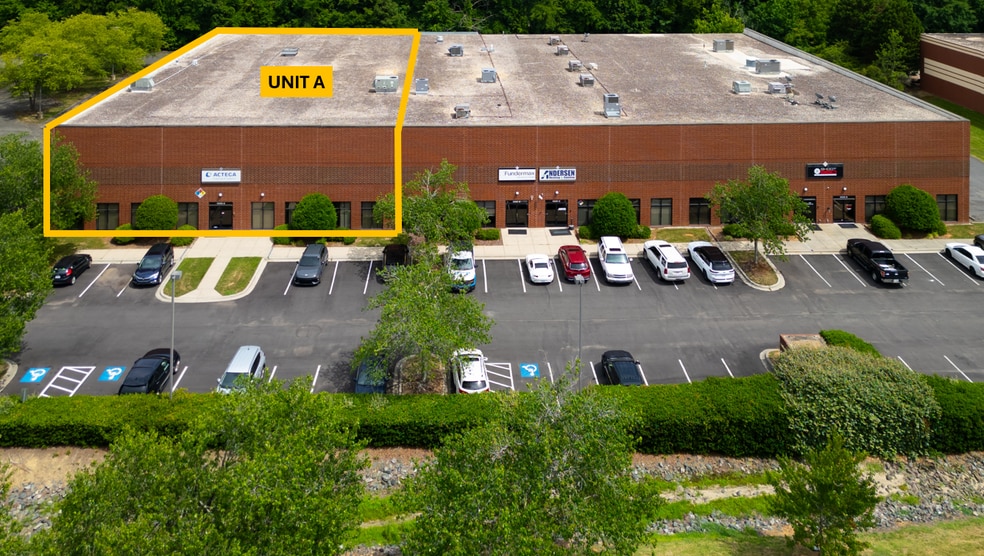 More Photos Of 9800 Twin Lakes Pkwy, Charlotte Manufacturing For Lease