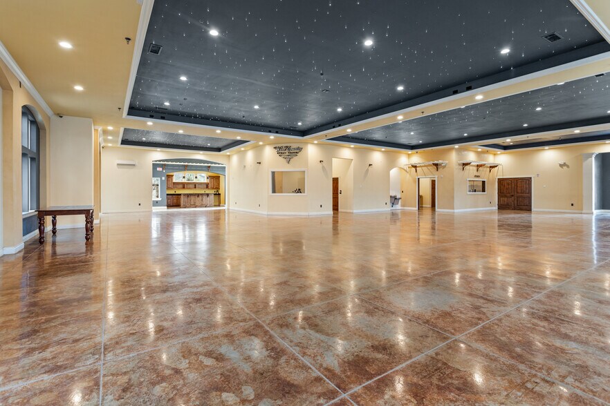 More Photos Of 7998 Vialago Pkwy, Zillah Specialty For Sale