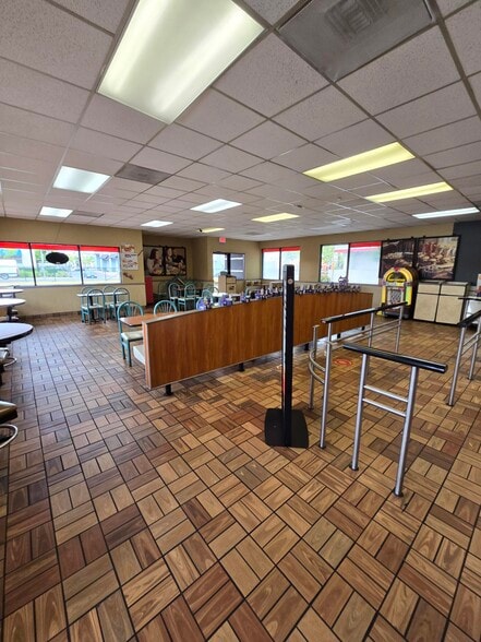 More Photos Of 2170 Monterey Hwy, San Jose Fast Food For Lease