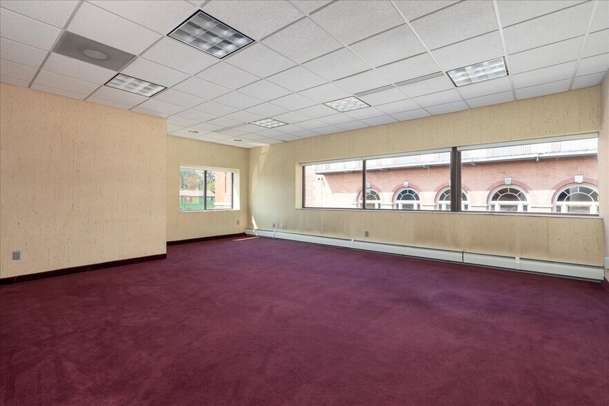 More Photos Of 360 Delaware Ave, Buffalo Office For Lease