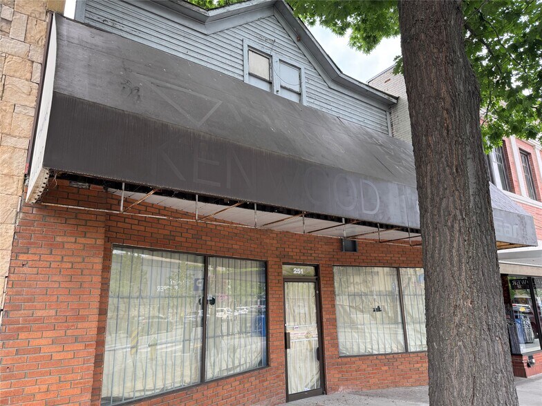 More Photos Of 251 Main St, Penticton Freestanding For Sale