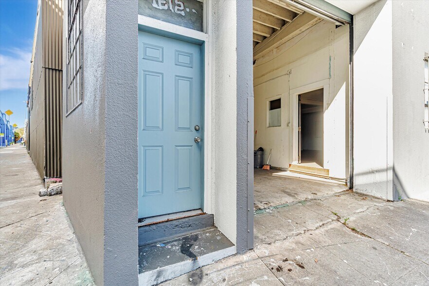 More Photos Of 1606 Harrison St, San Francisco Service For Sale