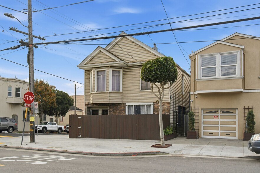 More Photos Of 1603 Revere Ave, San Francisco Apartments For Sale