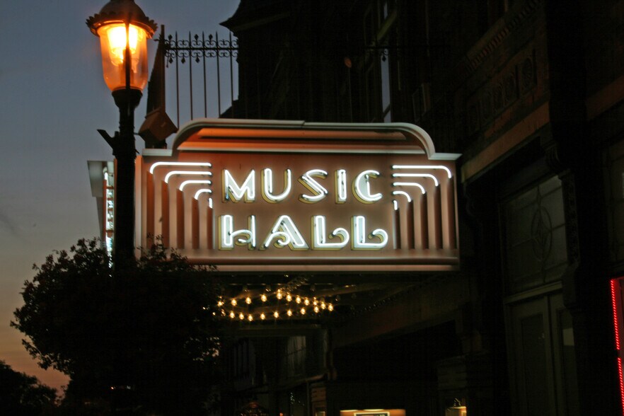 More Photos Of 2 S Broadway, Tarrytown Restaurant For Sale