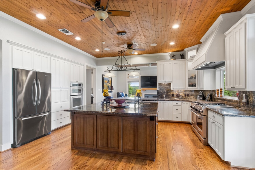 More Photos Of 1007 FM 390 E, Brenham Land For Sale