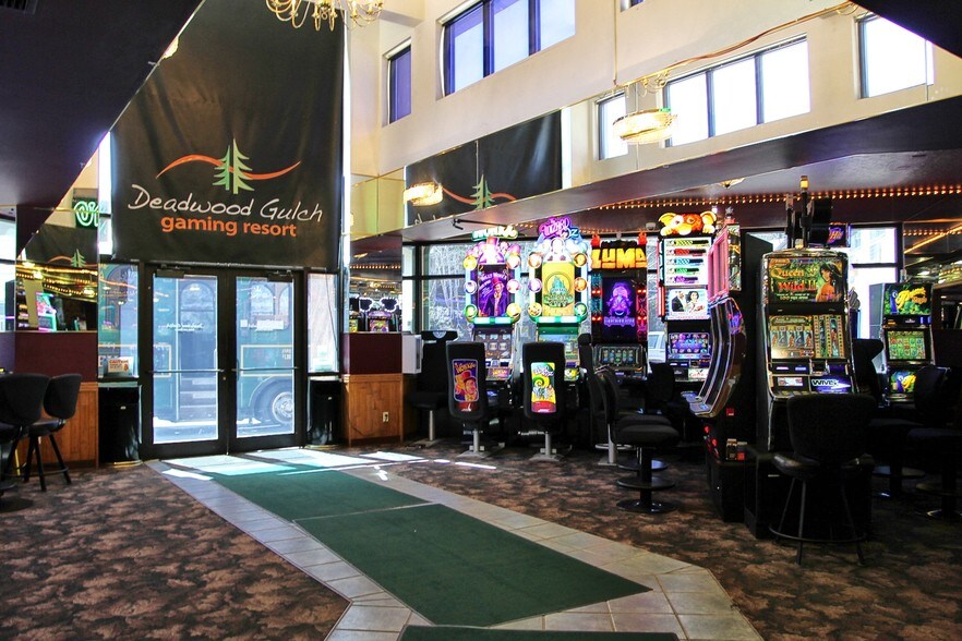 More Photos Of 304 Cliff St, Deadwood Hotel For Sale