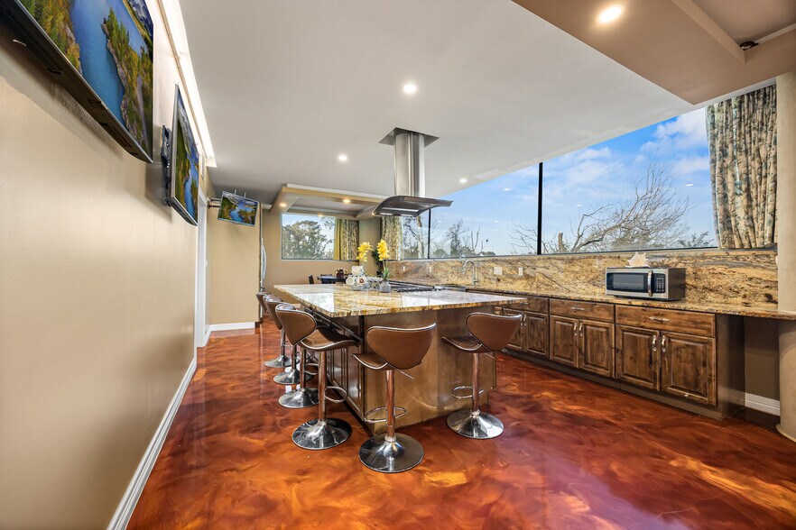 More Photos Of 4015 Luell St, Houston Specialty For Sale
