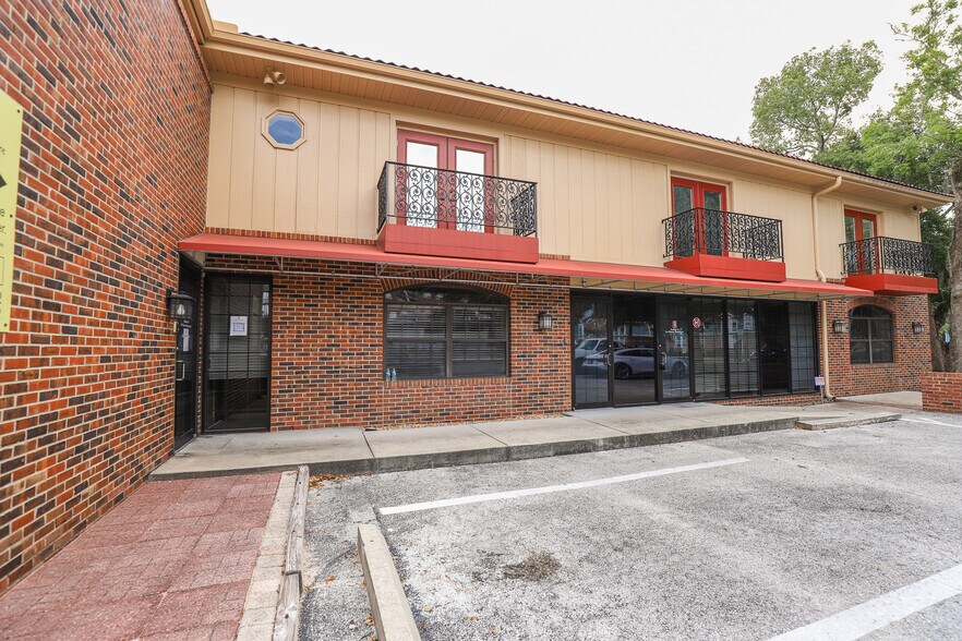 More Photos Of 305 SE 2nd Ave, Gainesville Office For Lease