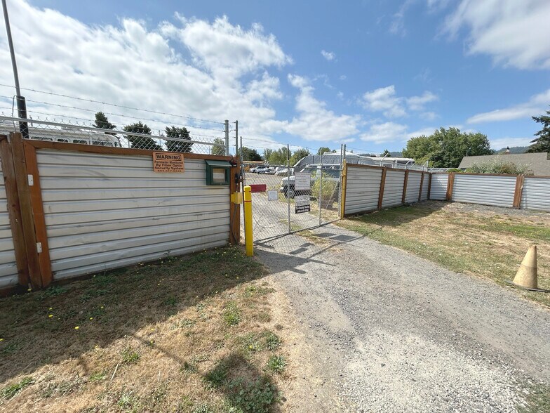 More Photos Of 6908 N Roberts Ave, Portland Land For Sale