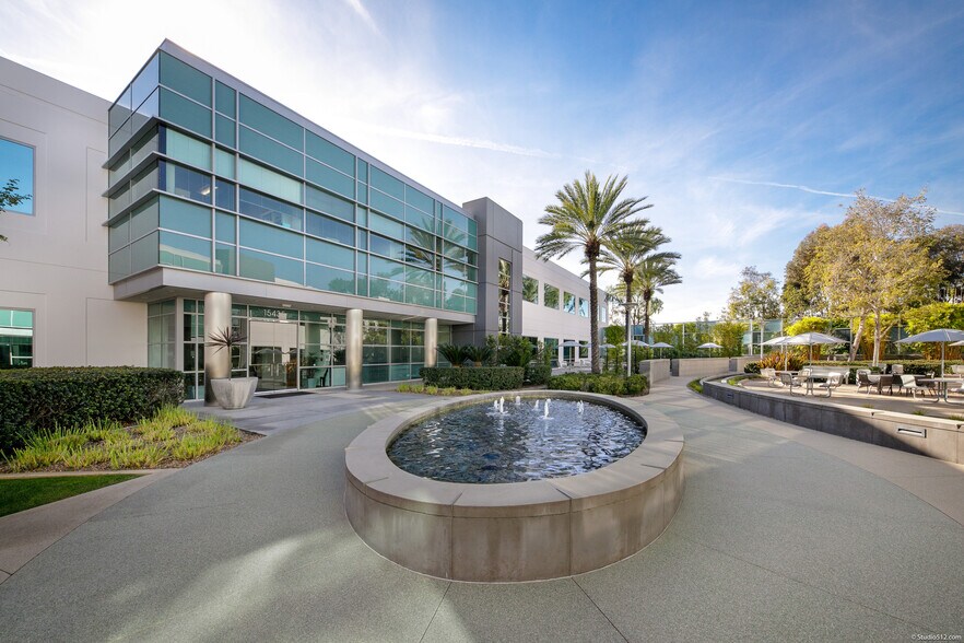 More Photos Of 15378 Avenue of Science, San Diego Unknown For Lease