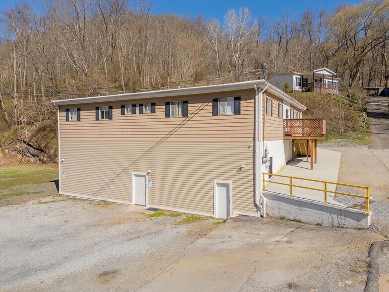 Primary Photo Of 171 Market St, Marion Multifamily For Sale