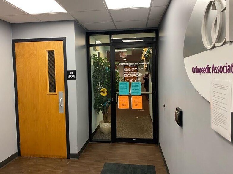 More Photos Of 353 Burlington St, Riverside Office Residential For Sale