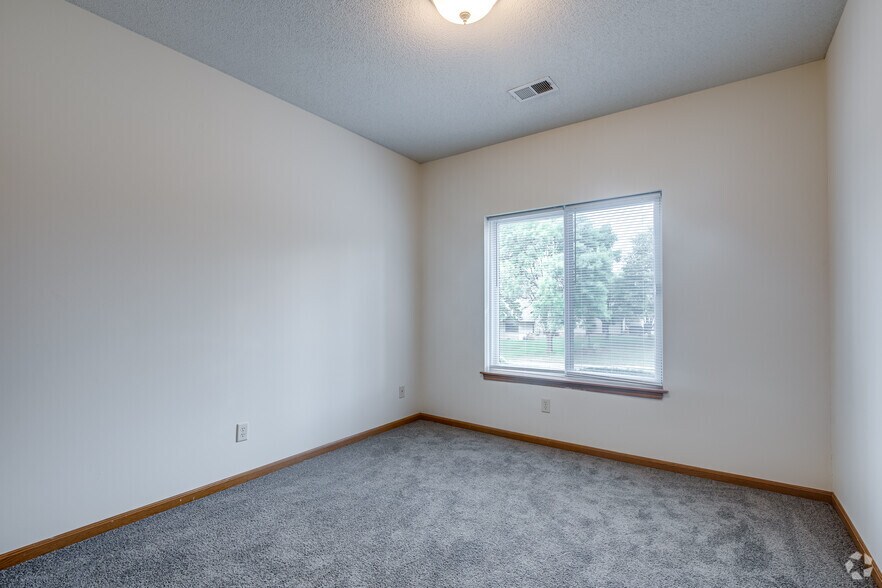 More Photos Of 2225 Orleans St W, Stillwater Apartments For Sale