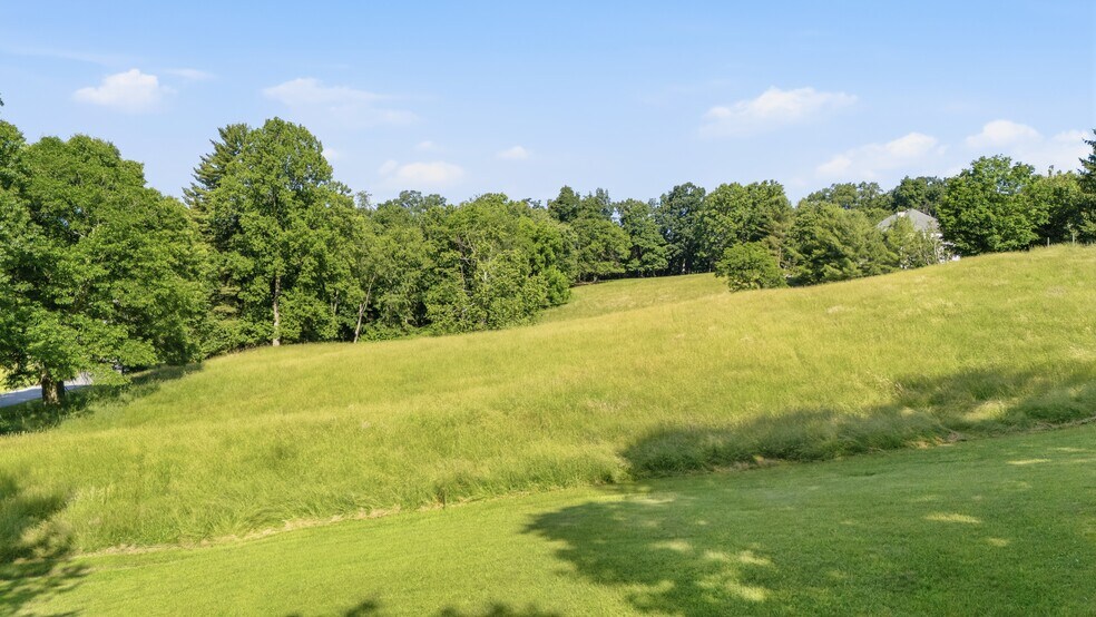 More Photos Of 1806 Forest Hills Dr, Parkersburg Land For Sale