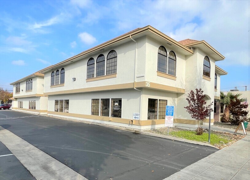Primary Photo Of 35 E 10th St, Tracy Office For Lease