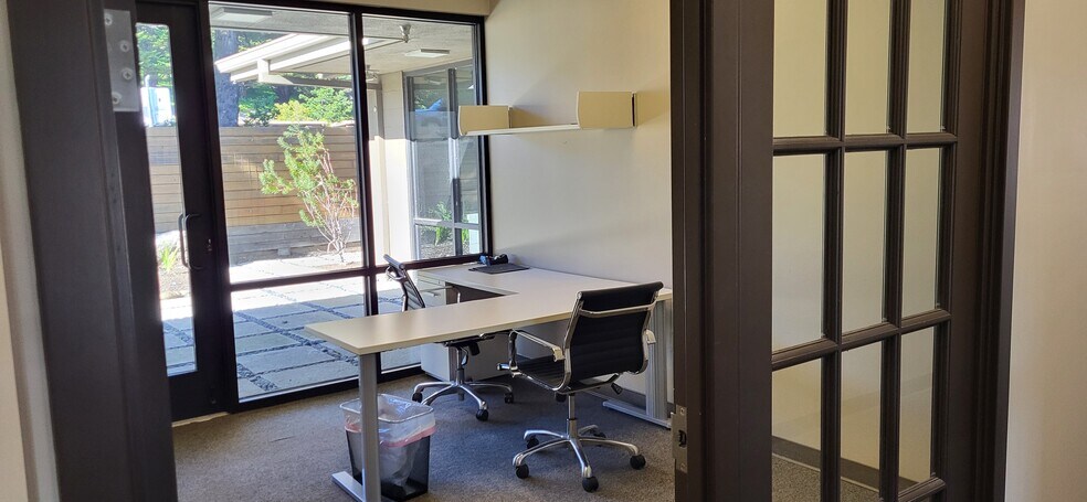 More Photos Of 26135 Carmel Rancho Blvd, Carmel General Retail For Lease