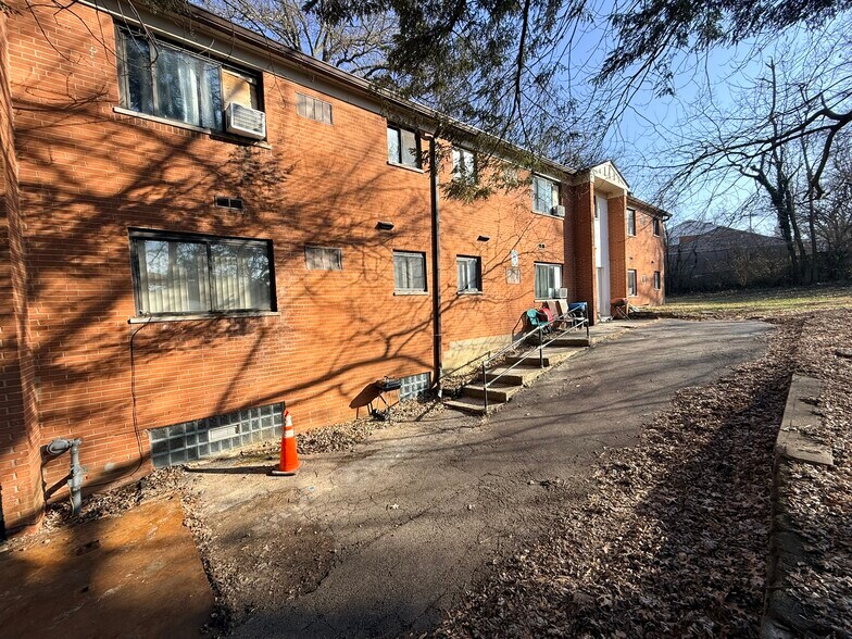 More Photos Of 2535-2537 Lysle Rd, Cincinnati Apartments For Sale