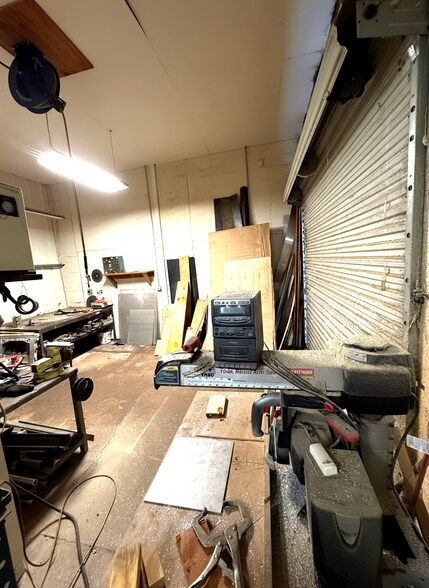 More Photos Of 7397 S Suncoast Blvd, Homosassa Warehouse For Lease