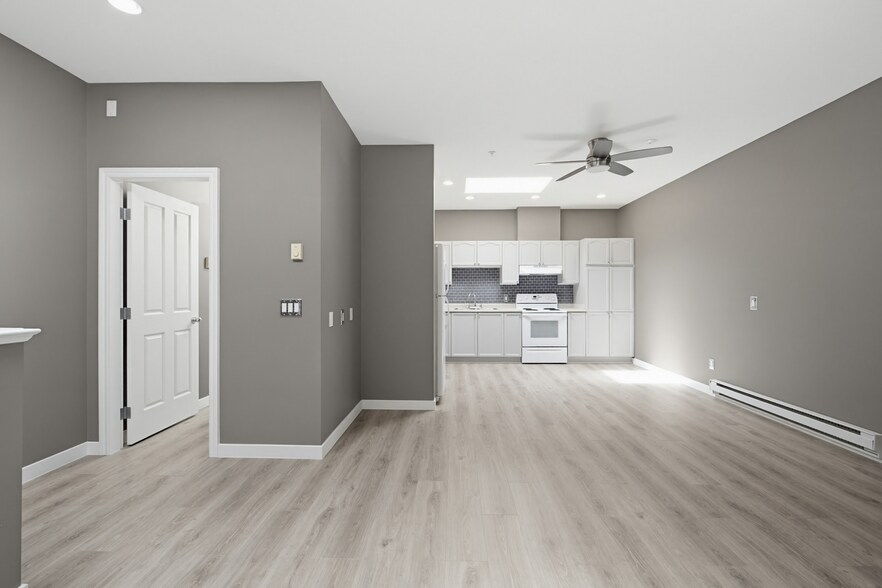More Photos Of 5678 199th St, Langley Warehouse For Sale