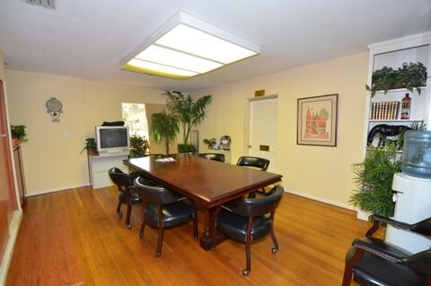 More Photos Of 1600 E Amelia St, Orlando Medical For Lease