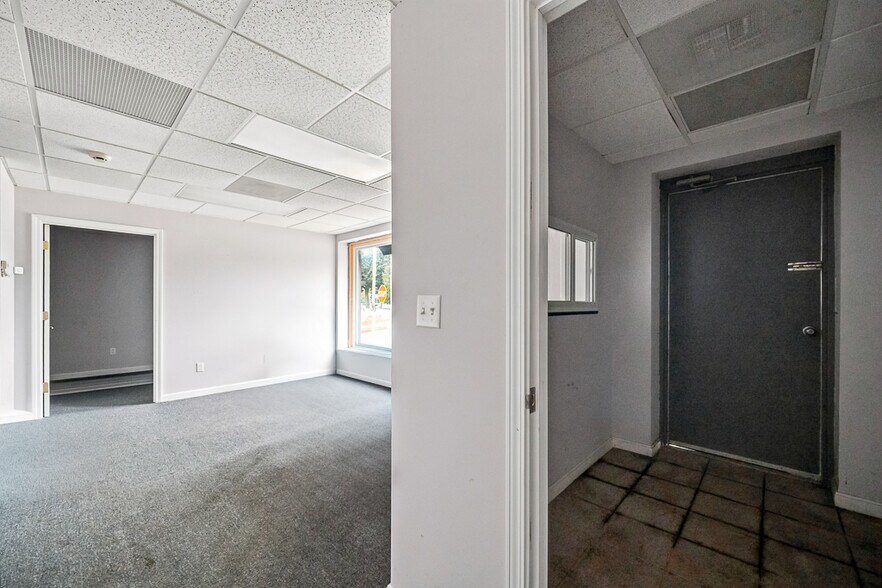 More Photos Of 1537 Chardon Rd, Euclid Industrial For Sale