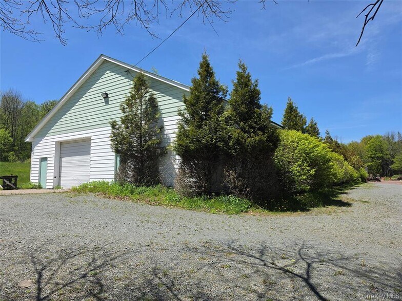 More Photos Of 295 Jeffersonville North Branch Rd, Jeffersonville Industrial For Sale