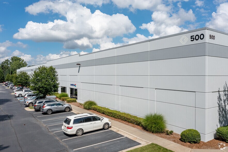 More Photos Of 2150 Boggs Rd, Duluth Warehouse For Lease