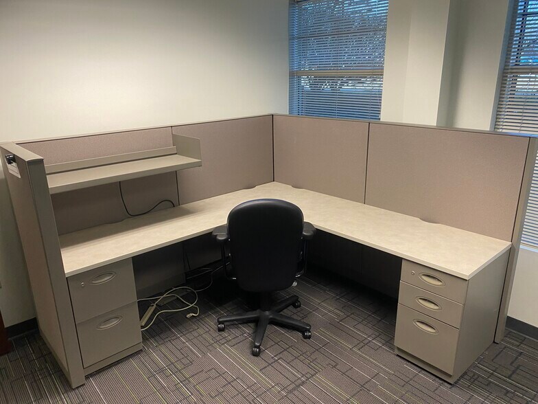 More Photos Of 4690 Munson St NW, Canton Office For Lease