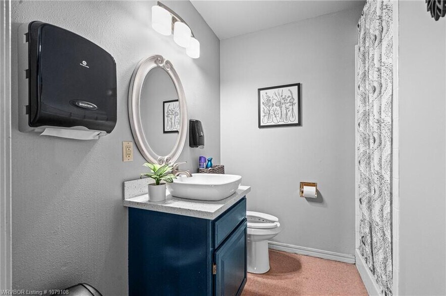 More Photos Of 6710 Dallas St, Fort Smith General Retail For Sale