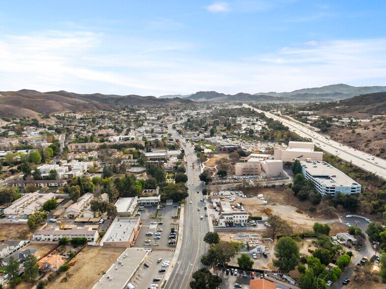 More Photos Of 1801-1819 E Thousand Oaks Blvd, Thousand Oaks Unknown For Lease