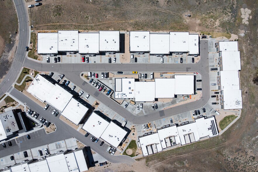 More Photos Of 4554 Forestdale Dr, Park City Light Manufacturing For Sale