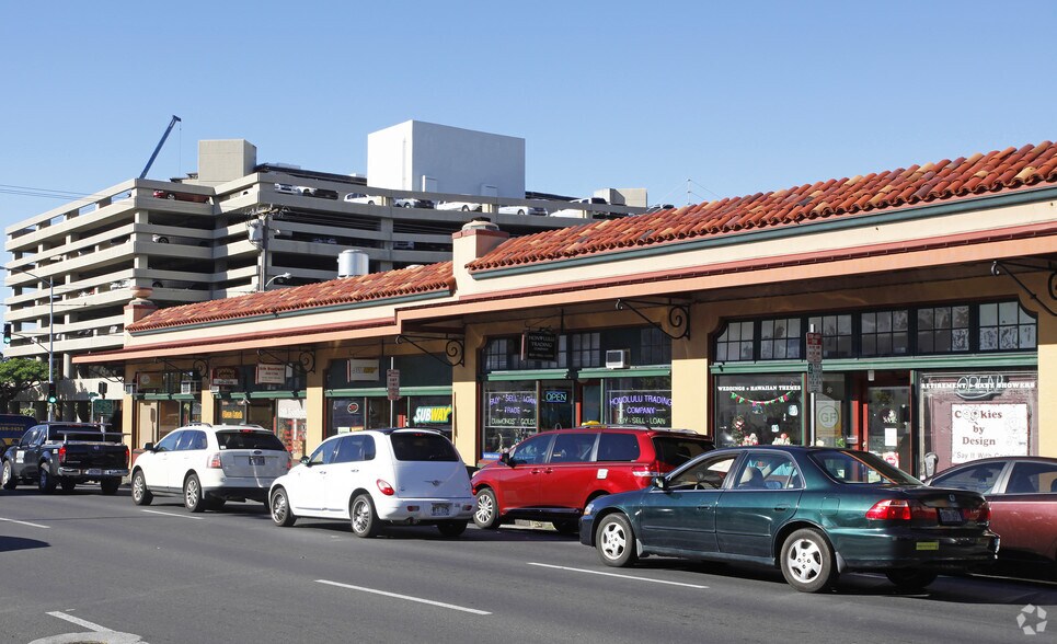 More Photos Of 1104 Pensacola St, Honolulu Storefront For Lease