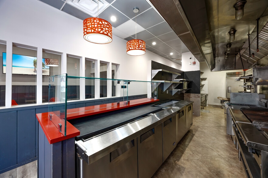 More Photos Of 225 95th St, Surfside Storefront For Lease