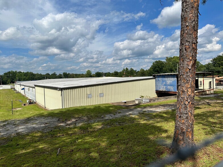 More Photos Of 104 Parsonage St, Mc Rae Distribution For Sale