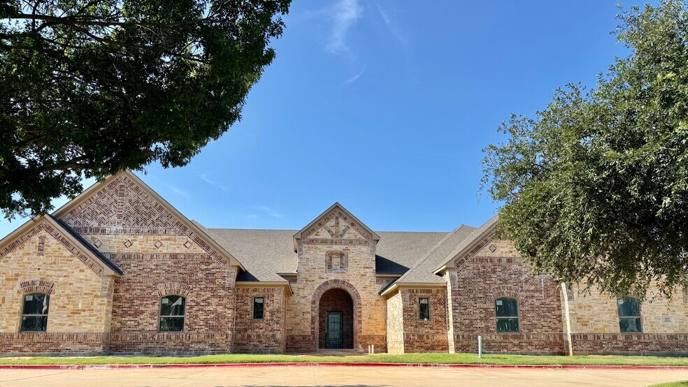 Primary Photo Of 3411 Cross Timbers Rd, Flower Mound Office For Lease