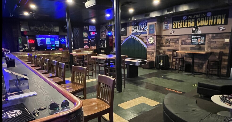 More Photos Of 206 Fernleaf St, Pittsburgh General Retail For Sale