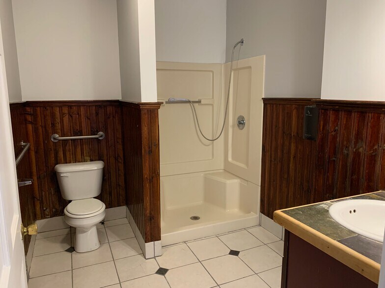 More Photos Of 4546 N Ridge Rd E, Geneva Assisted Living For Sale