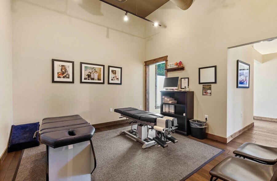 More Photos Of 210-214 W Sunset Ave, Coeur d'Alene Freestanding For Lease