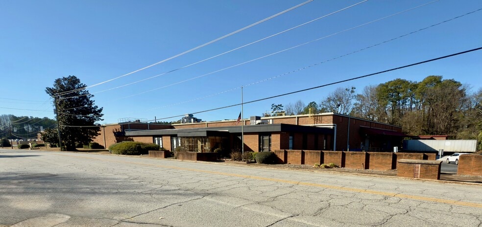 More Photos Of 5800 Peachtree Rd, Atlanta Manufacturing For Sale
