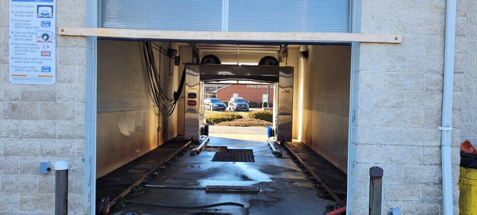 More Photos Of 126 Shoppers Dr, Winchester Carwash For Sale