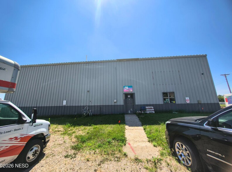 More Photos Of 123 W 5th Ave, Webster Warehouse For Sale