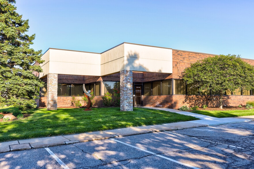 More Photos Of 4750 Venture Dr, Ann Arbor Light Manufacturing For Lease